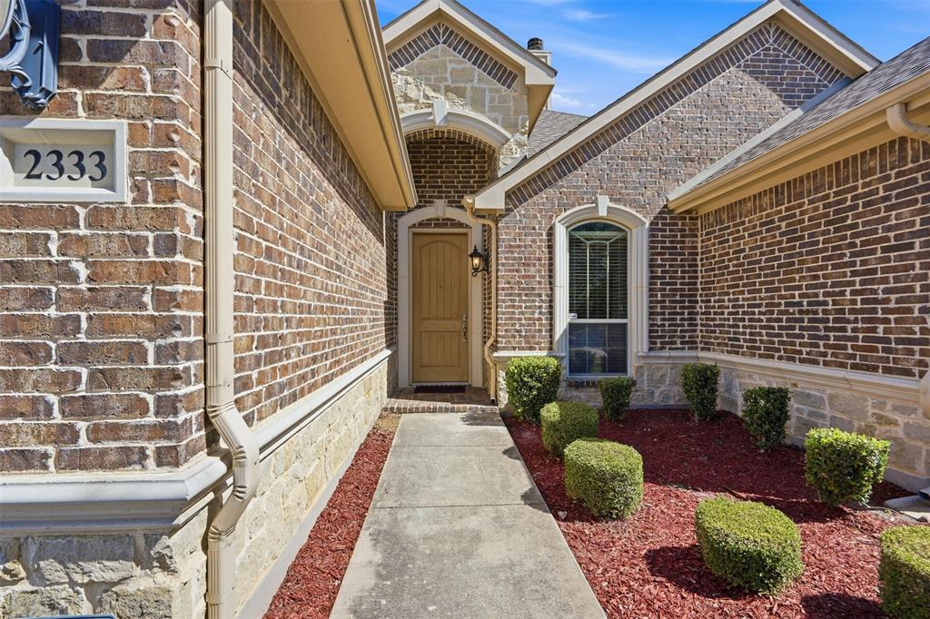 2333 Los Olivos Ln, Fort Worth, TX 76131 photo