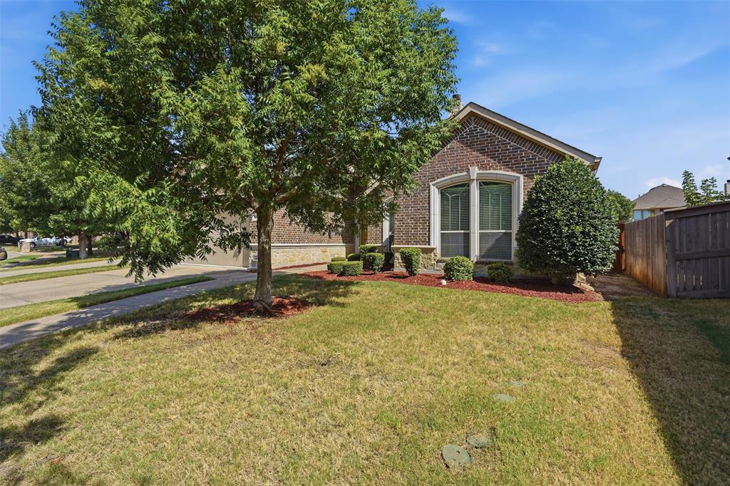 2333 Los Olivos Ln, Fort Worth, TX 76131 photo