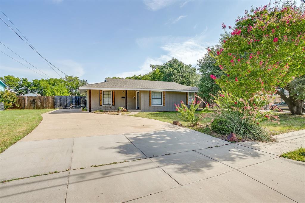 204 Northern Ave, Saginaw, TX 76179