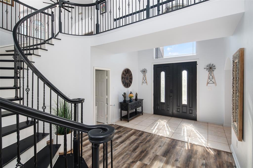 145 Las Colinas Trl, Cross Roads, TX 76227 photo