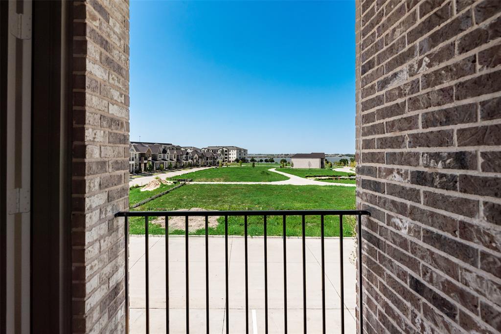 8301 Bayside Dr, Rowlett, TX 75088 photo