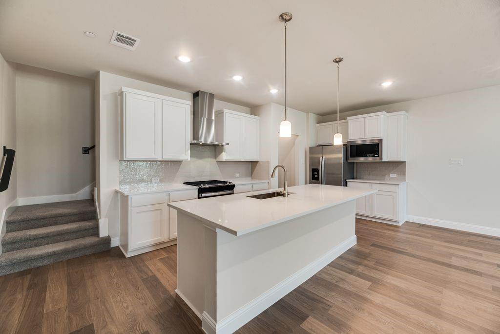 8301 Bayside Dr, Rowlett, TX 75088 photo