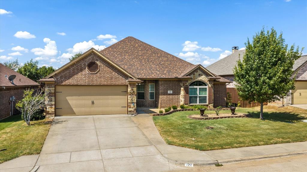 122 Donna Cir, Granbury, TX 76049