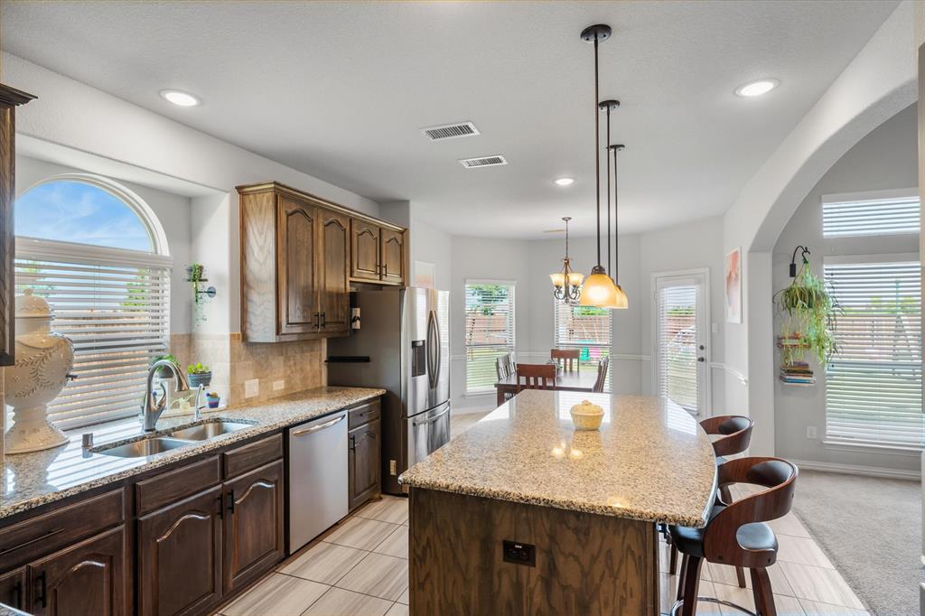 417 Bastrop Rd, Forney, TX 75126 photo