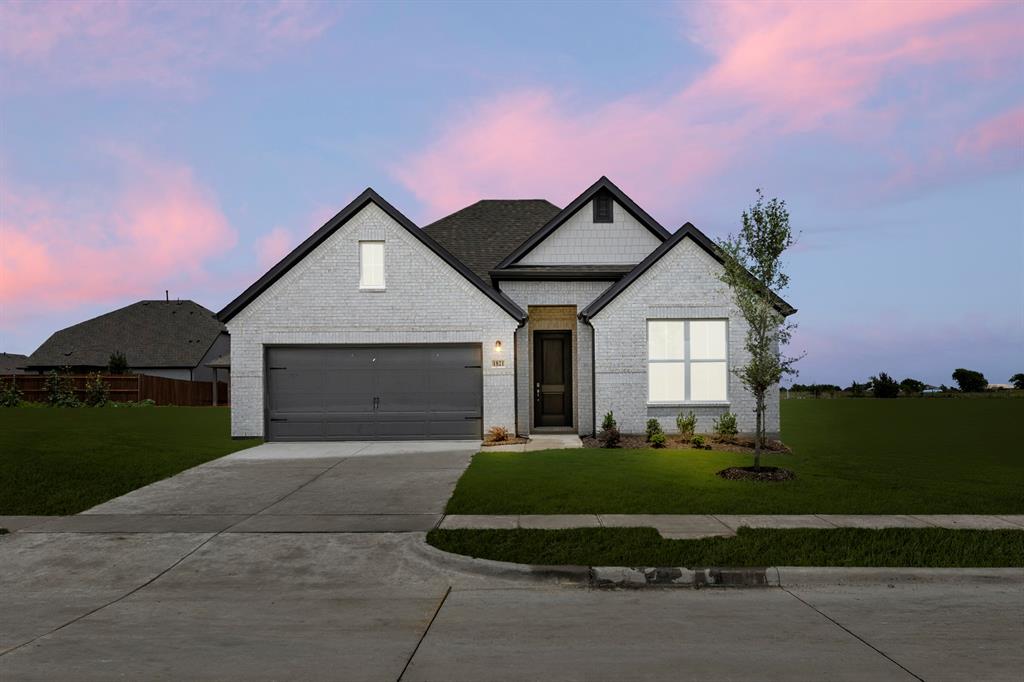 1821 Gleasondale Dr, Forney, TX 75126