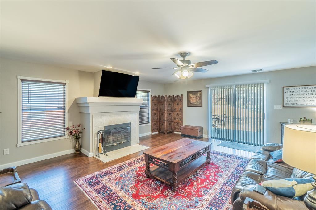 2016 Brazos Dr, Corinth, TX 76210 photo