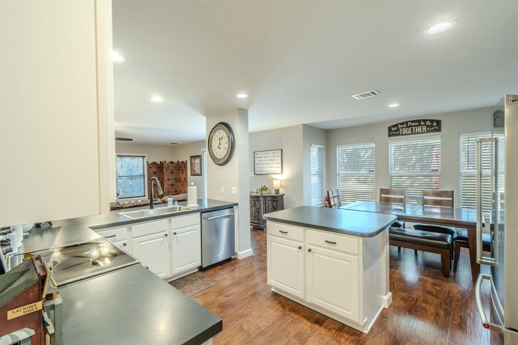 2016 Brazos Dr, Corinth, TX 76210 photo