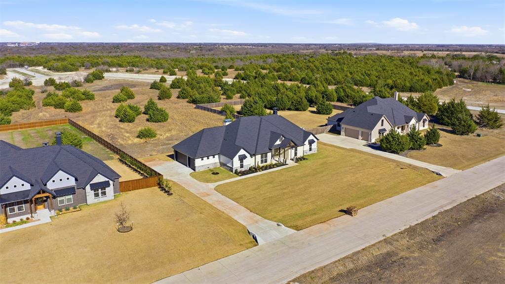 1431 Westgrove Ln, Waxahachie, TX 75165 photo