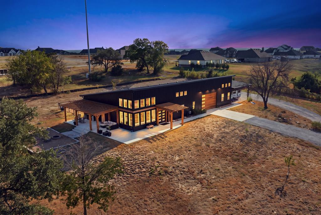 2430 N Cardinal Rd, Reno, TX 76020 photo
