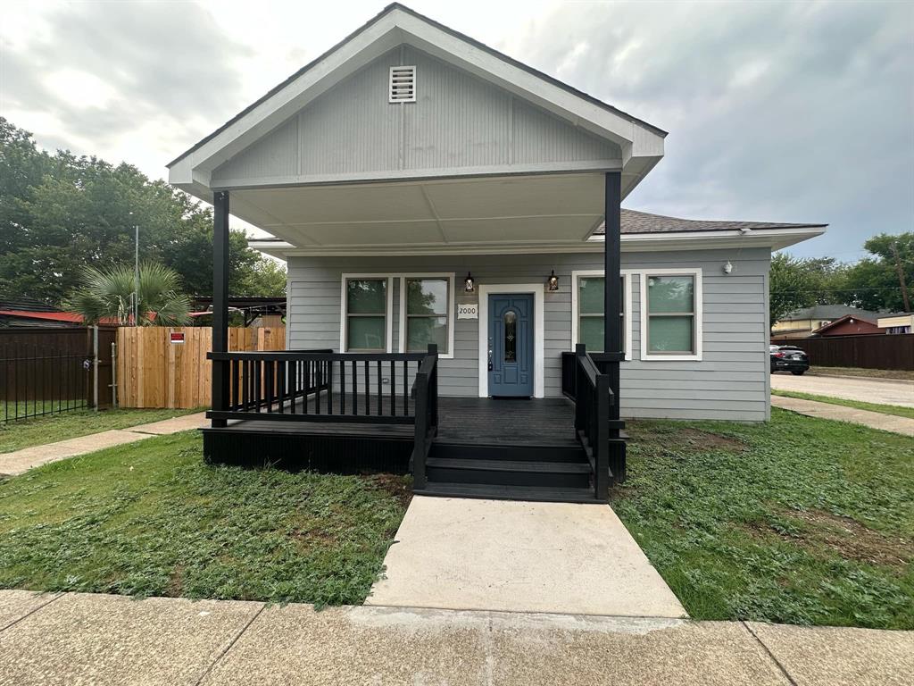 2000 May St, Fort Worth, TX 76110