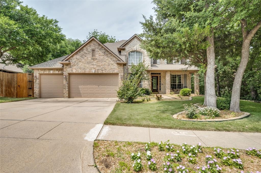 111 Red Bluff Dr, Hickory Creek, TX 75065