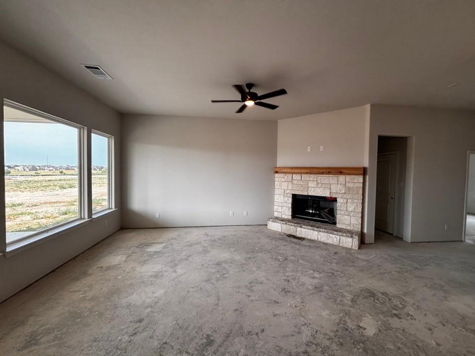 129 Pheasant Run Dr, New Fairview, TX 76078 photo