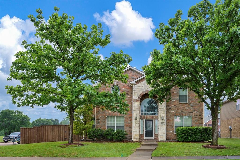 803 Cascades Dr, Allen, TX 75002
