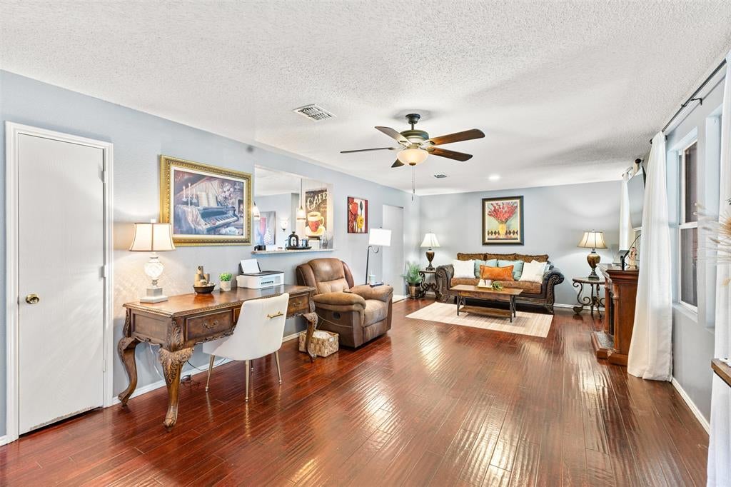 2924 Jamestown Dr, Wylie, TX 75098 photo