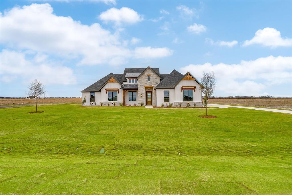 136 Lana Garden Way, Waxahachie, TX 75165