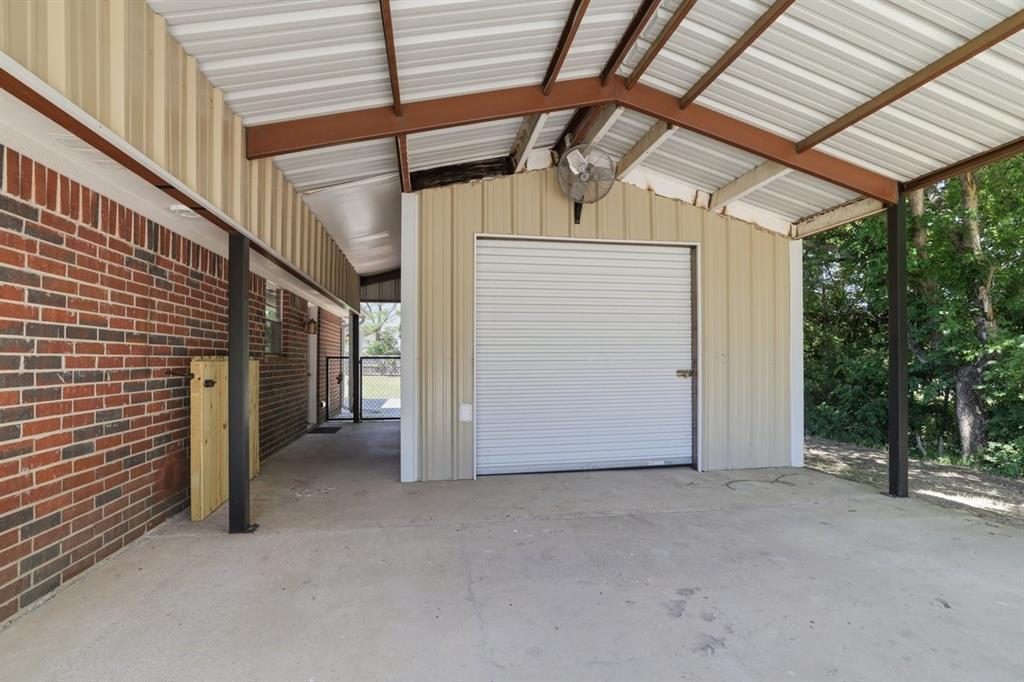 1974 County Road 33900, Powderly, TX 75473 photo