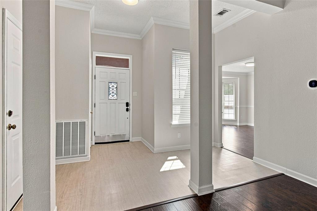7105 Isle Royale Dr, Fort Worth, TX 76137 photo