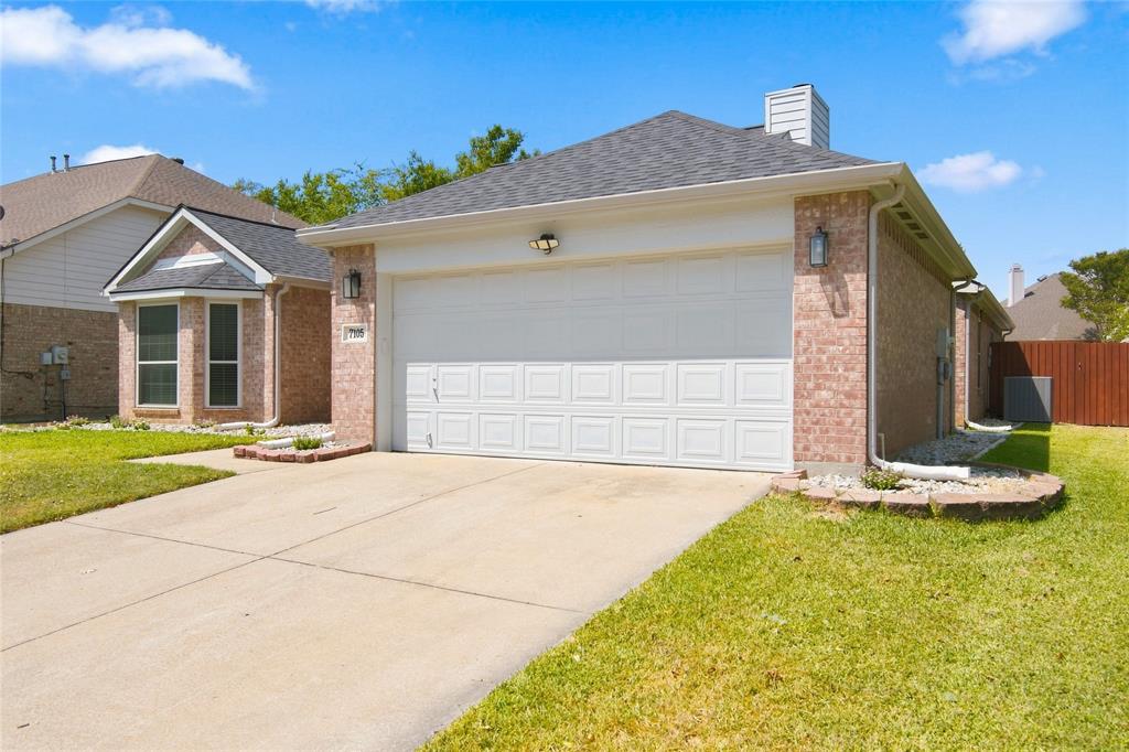 7105 Isle Royale Dr, Fort Worth, TX 76137 photo