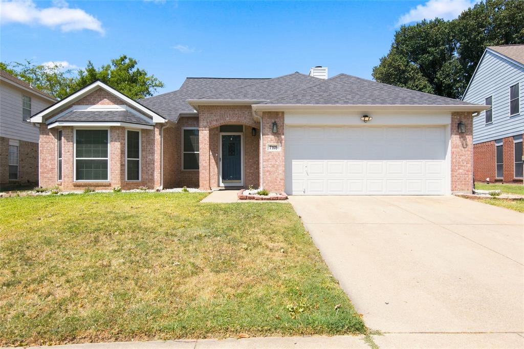 7105 Isle Royale Dr, Fort Worth, TX 76137