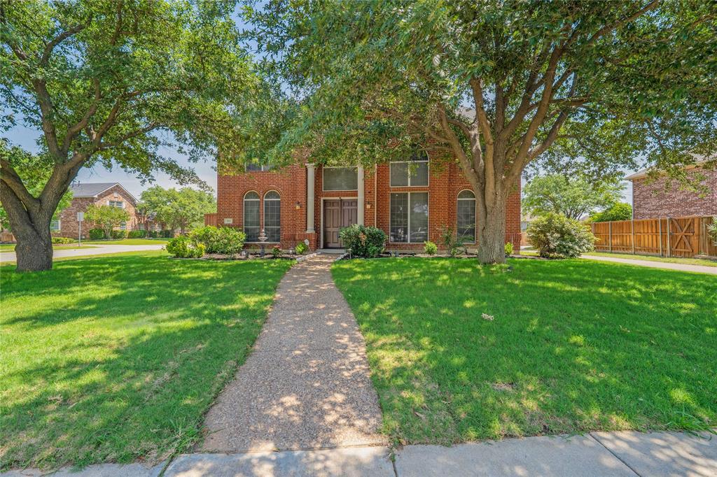 202 Brittany Dr, Coppell, TX 75019