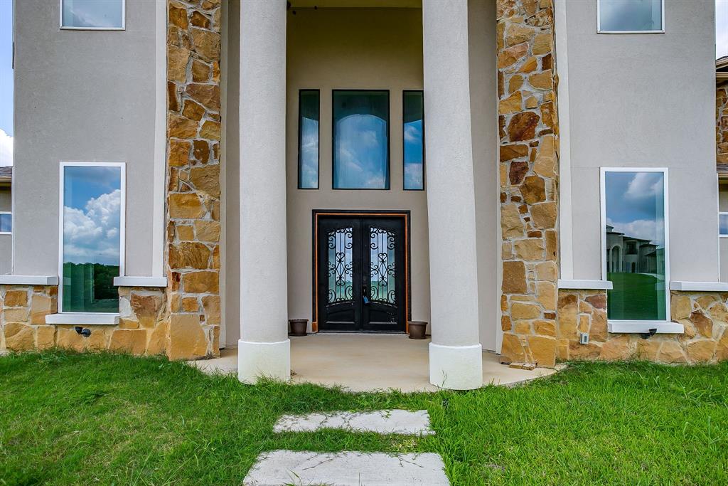 3124 Koscher Dr, Grand Prairie, TX 75104 photo