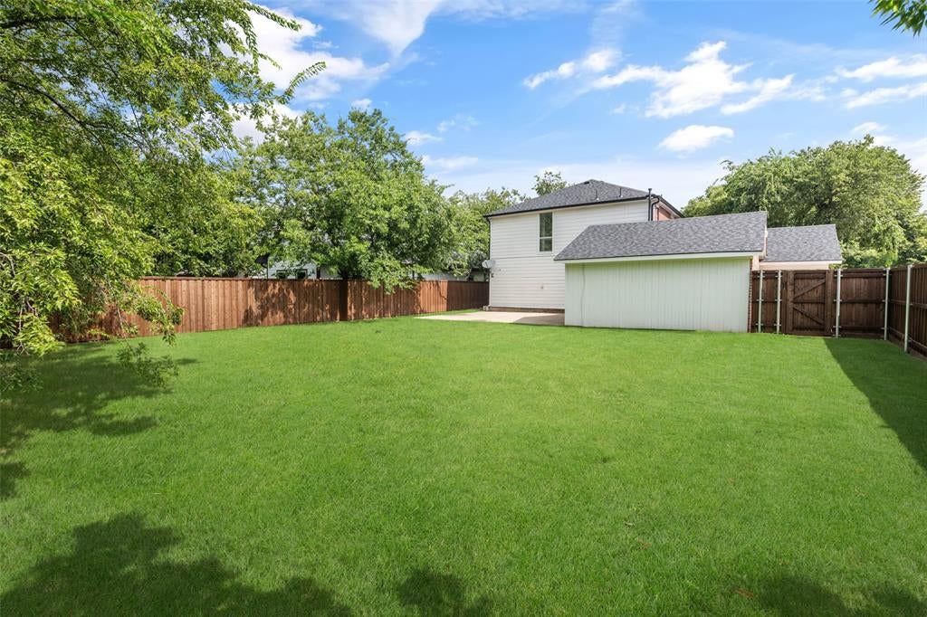 311 E Walnut St, Celina, TX 75009 photo