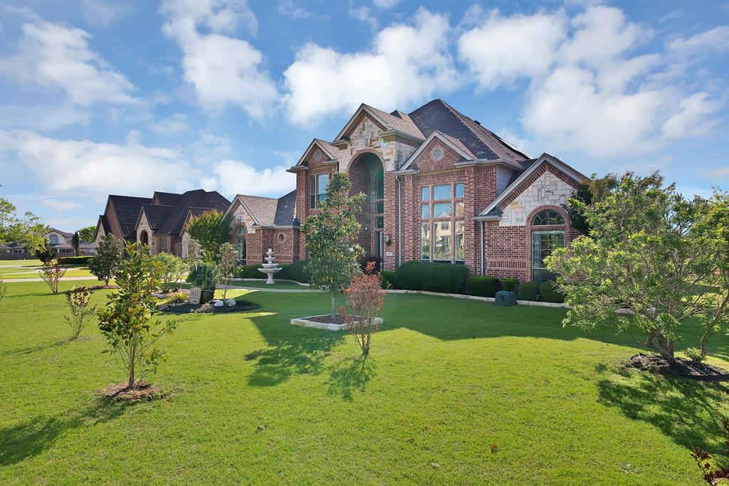 1611 Mustang Ct, Cedar Hill, TX 75104 photo