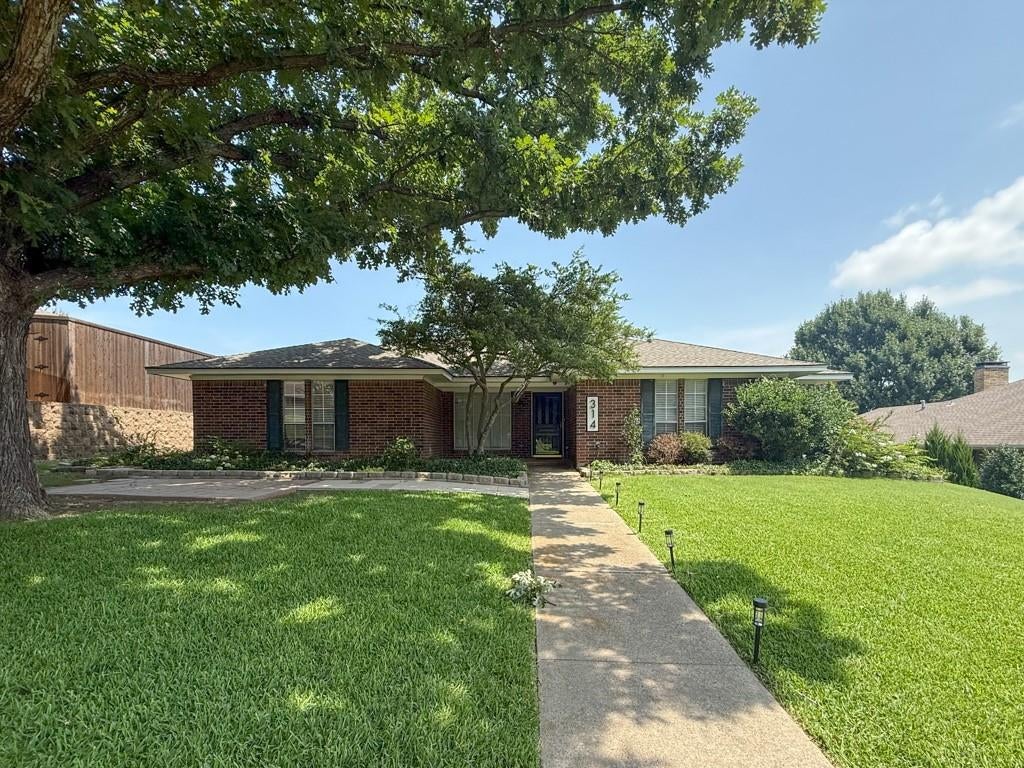 314 Shepards Hill Dr, Rockwall, TX 75087
