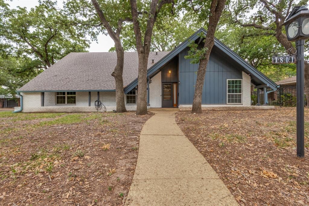 1801 Green Oaks Dr, Irving, TX 75061 photo