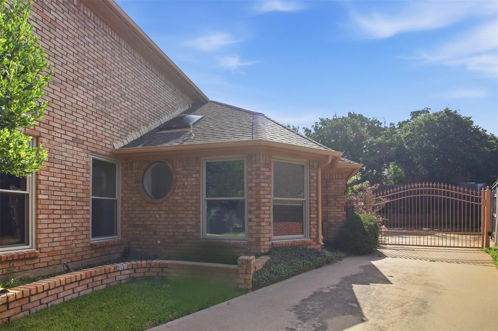 6701 Mount Vernon Ct, Arlington, TX 76017 photo