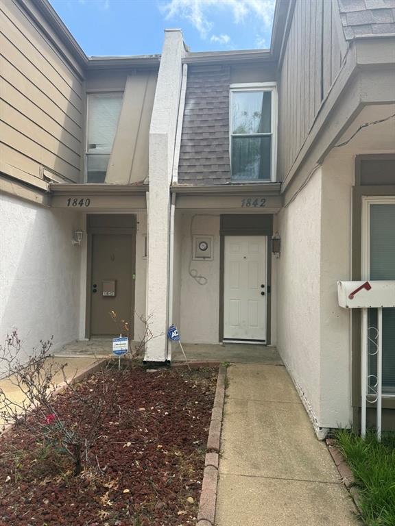 1842 Place 1 Ln, Garland, TX 75042