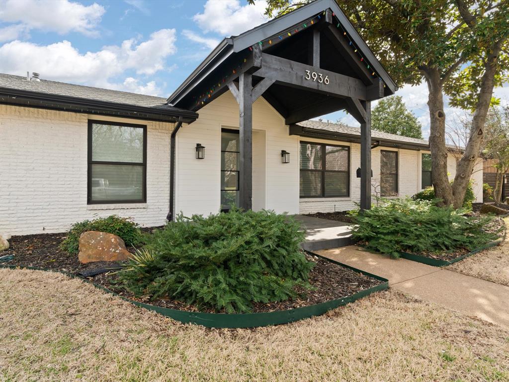 3936 Cedar Bayou Dr, Dallas, TX 75244 photo