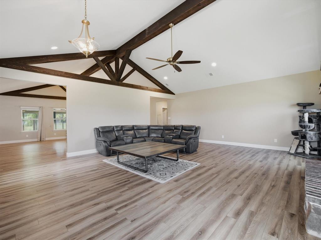 1032 Justin Dr, Springtown, TX 76082 photo