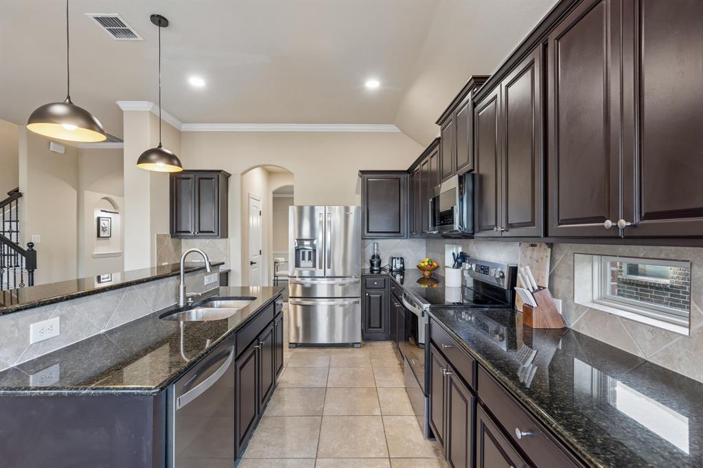 5009 Bluewater Dr, Frisco, TX 75036 photo