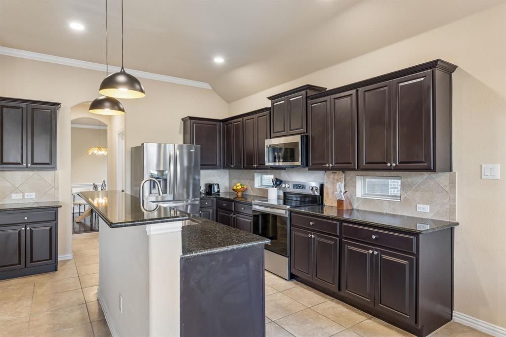 5009 Bluewater Dr, Frisco, TX 75036 photo
