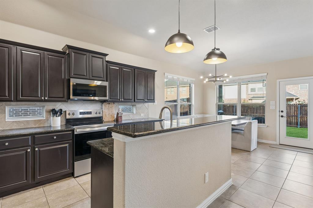 5009 Bluewater Dr, Frisco, TX 75036 photo