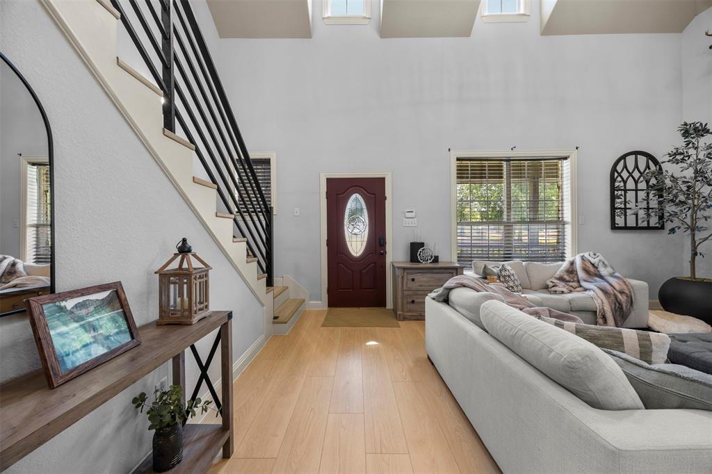 3175 Collins Rd, Burleson, TX 76028 photo