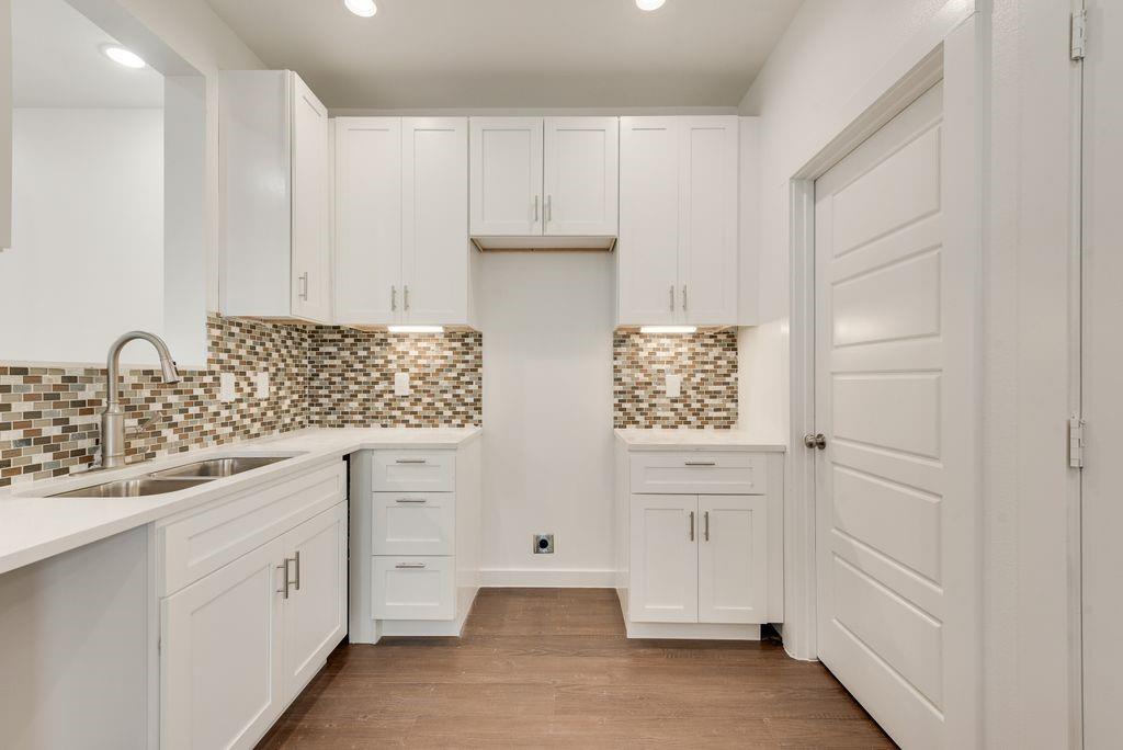 2706 Lenway St, Dallas, TX 75215 photo
