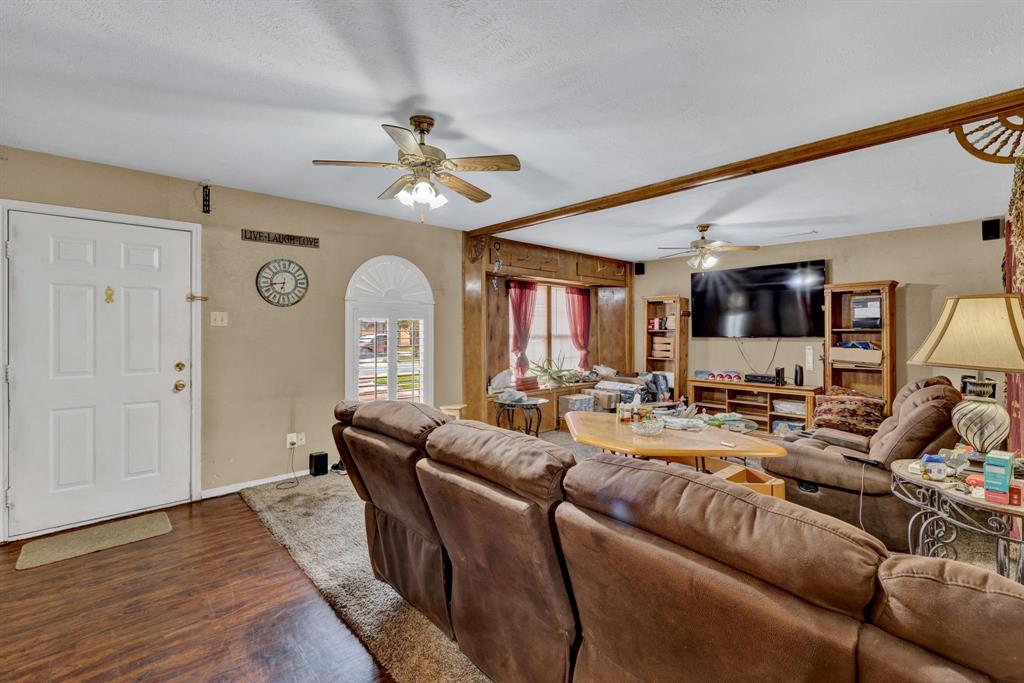 1125 Hillwood Dr, Lewisville, TX 75067 photo