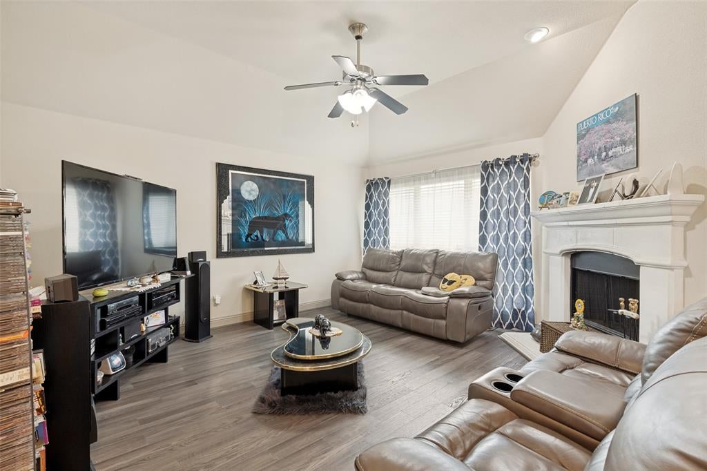 157 Charleston Ln, Fate, TX 75189 photo