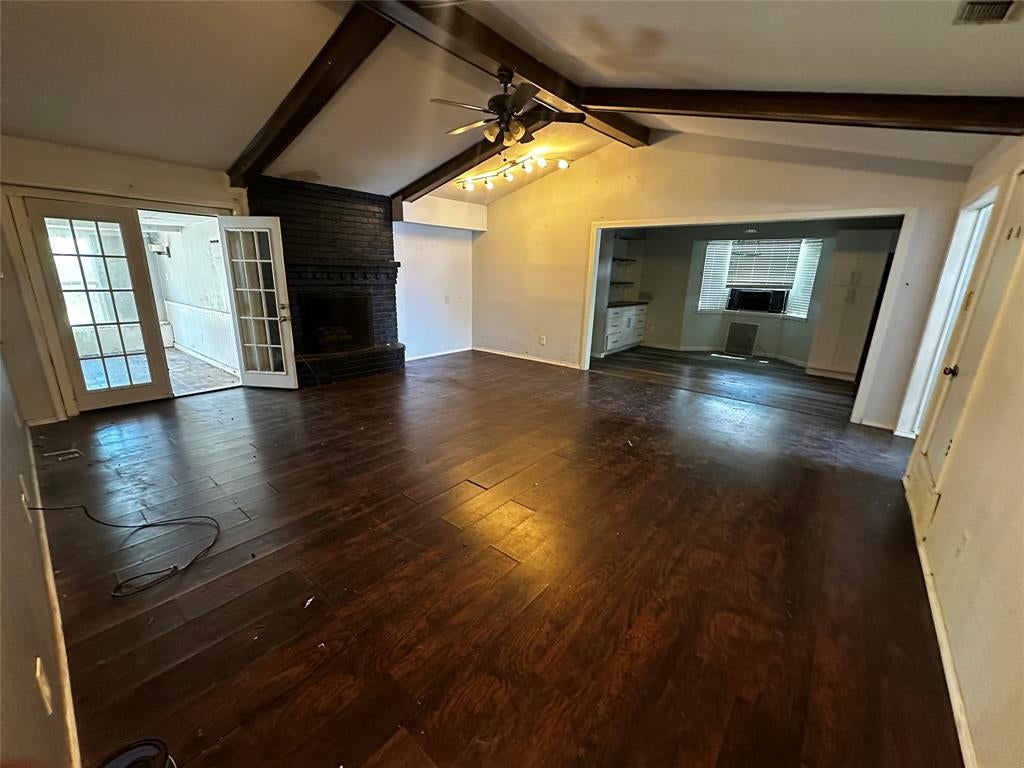 208 Connie Dr, Desoto, TX 75115 photo