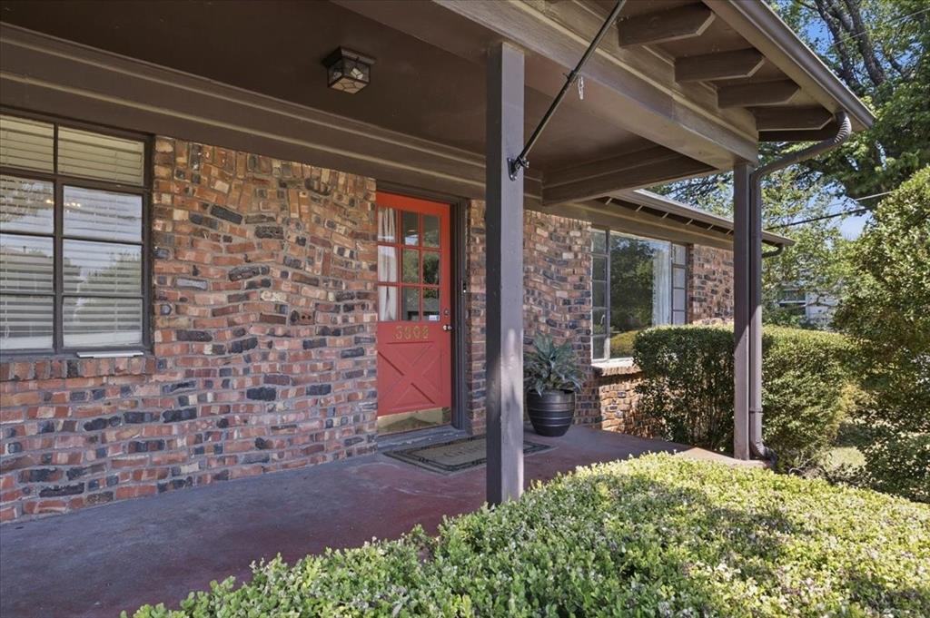 3808 Trail Lake Dr, Fort Worth, TX 76109 photo