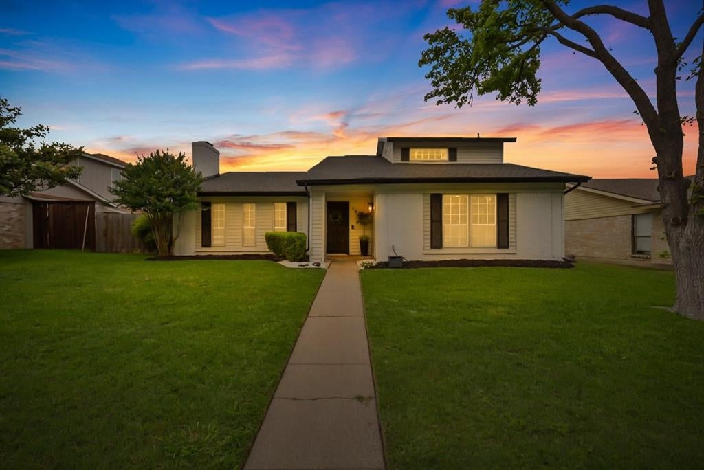 1813 Andover Dr, Garland, TX 75041