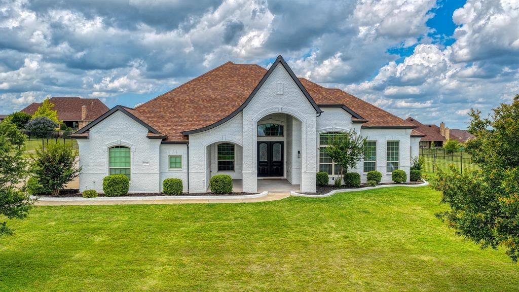 235 Bearclaw Cir, Aledo, TX 76008
