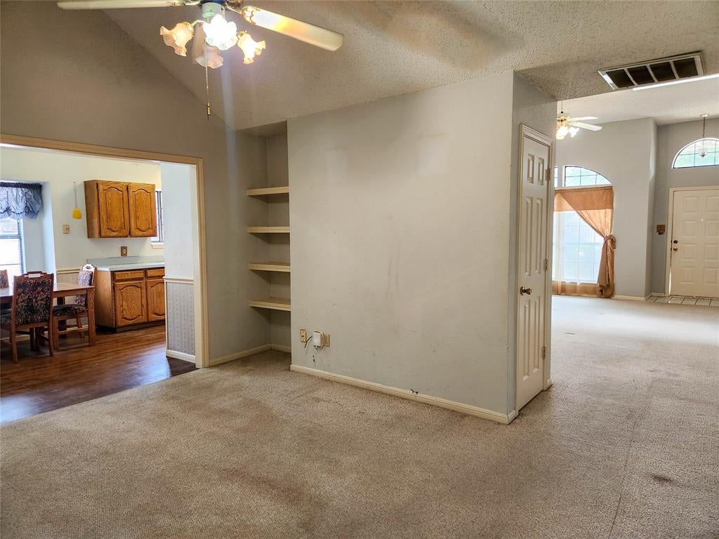 1629 Tuley St, Cedar Hill, TX 75104 photo