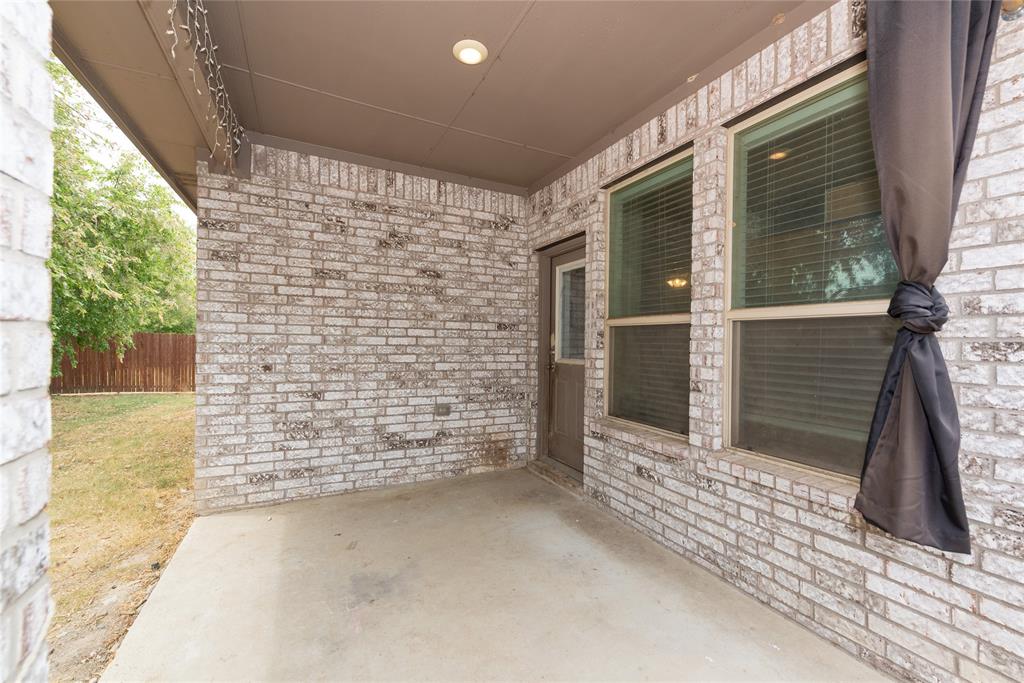 517 Redding Dr, Saginaw, TX 76131 photo