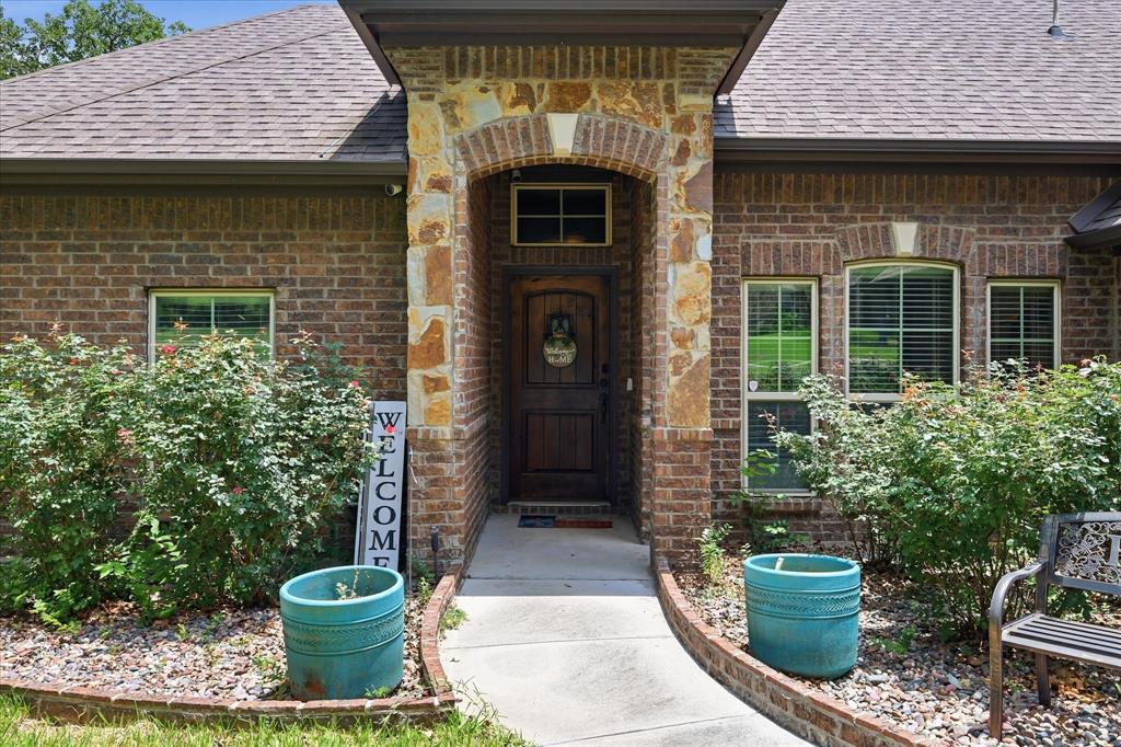 145 Foxpointe Cir, Weatherford, TX 76087 photo