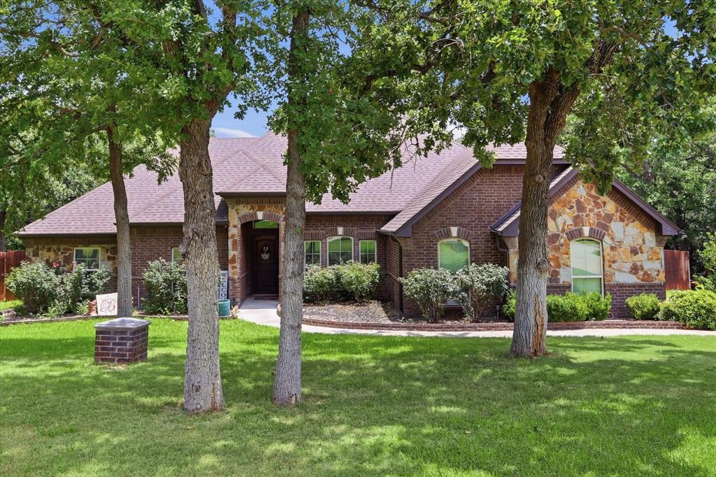145 Foxpointe Cir, Weatherford, TX 76087 photo
