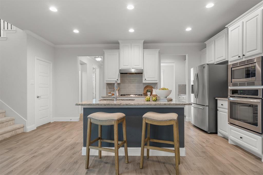 932 Parkside Dr, Argyle, TX 76226