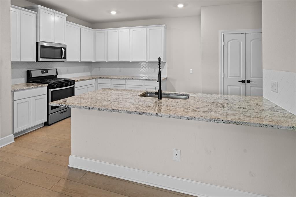 1200 Windermere Way, Princeton, TX 75407 photo